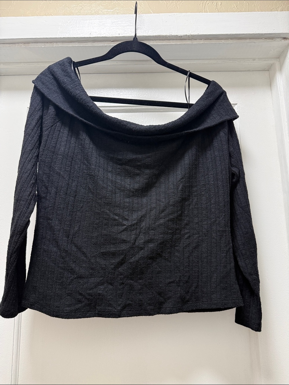 Shyanne Black Off-the-Shoulder Ribbed Sweater